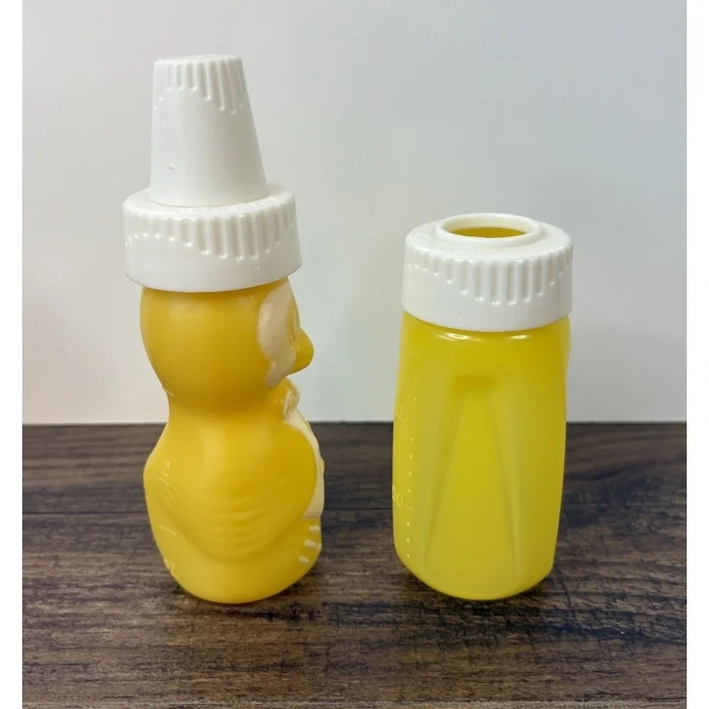 Vintage Lot Of 2 Gerber Plastic Baby Bottle Set Yellow Owl One Lid